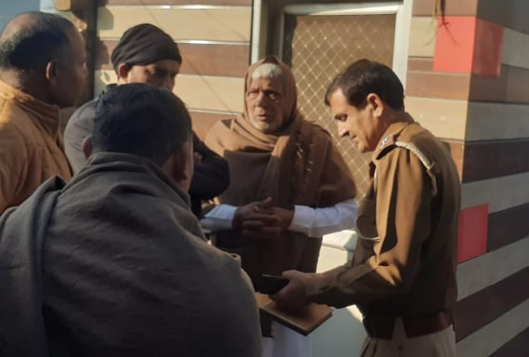 Man Commits Suicide after Killing his wife and three kids in Hisar