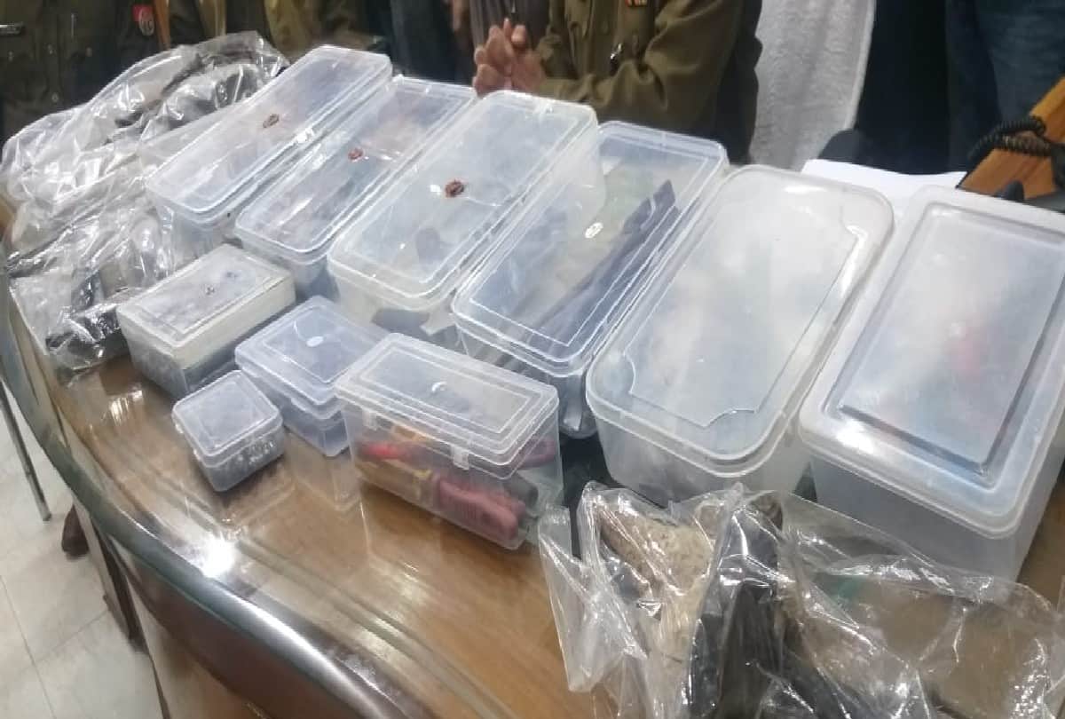 Mainpuri police action aginst criminals 17 arrested including robbers warranties and vehicle thieves