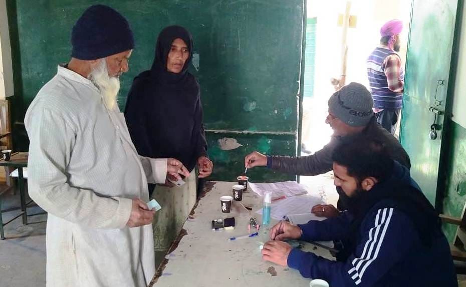 80 percent voting in Firaheri and 72.12 percent in Daidnor for the post of head