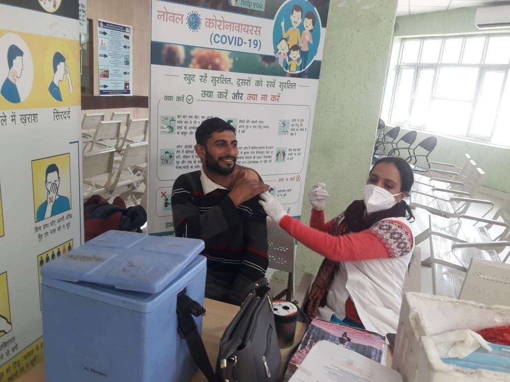 After the teenager came to Sirsa from Mumbai, father also got corona infected