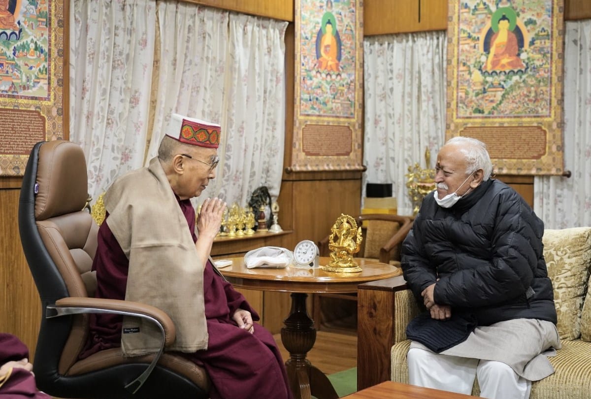 Himachal News:  RSS Chief Mohan Bhagwat meets Tibetan spiritual leader the Dalai Lama at McLeodganj