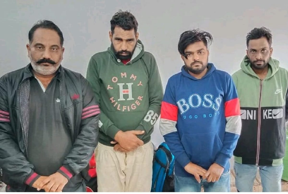 Rajasthan news : Four smugglers arrested with heroin worth Rs 13 lakh