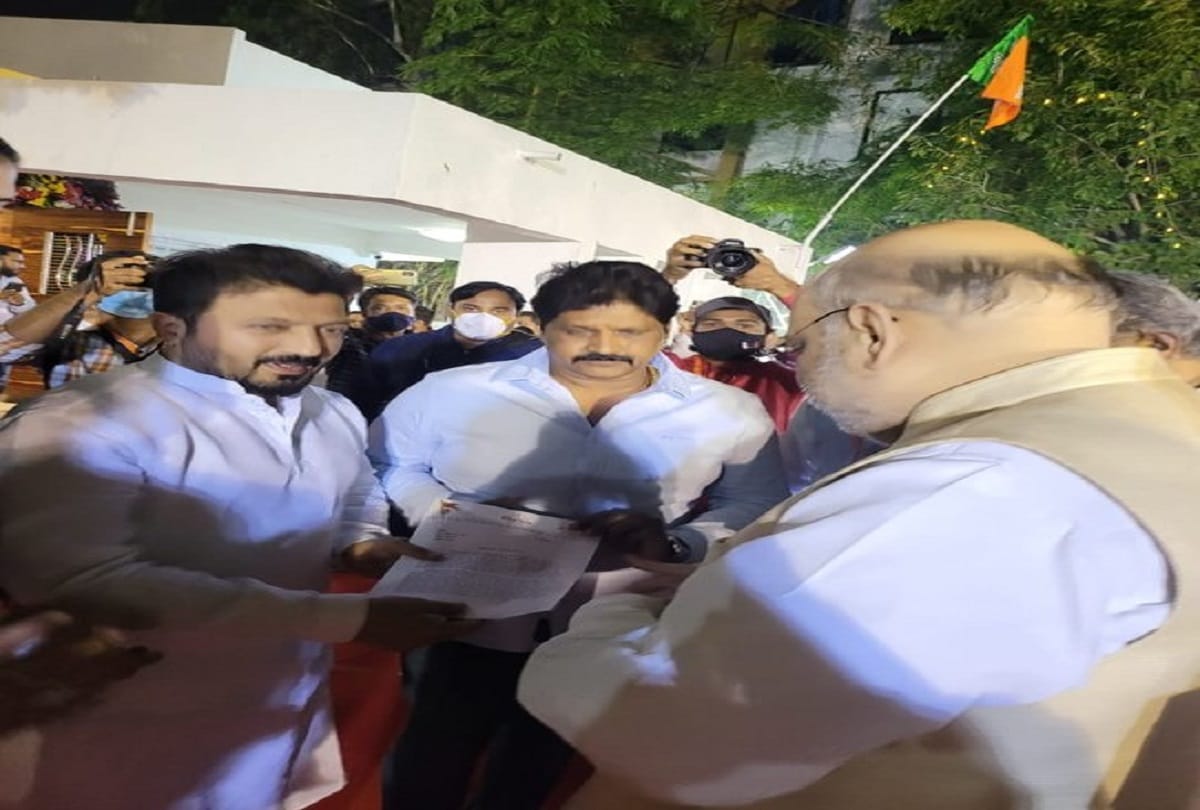 Pune: Shiv Sena leaders meet home minister Amit Shah, accused of sedition for desecrating the statue of Shivaji Maharaj in Karnataka