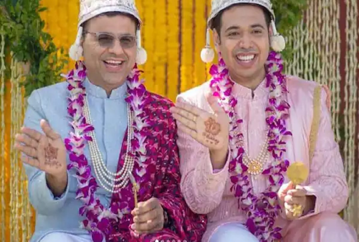 Telangana gay couple marriage pics, Mother father also blessed, Hyderabad gay couple marriage