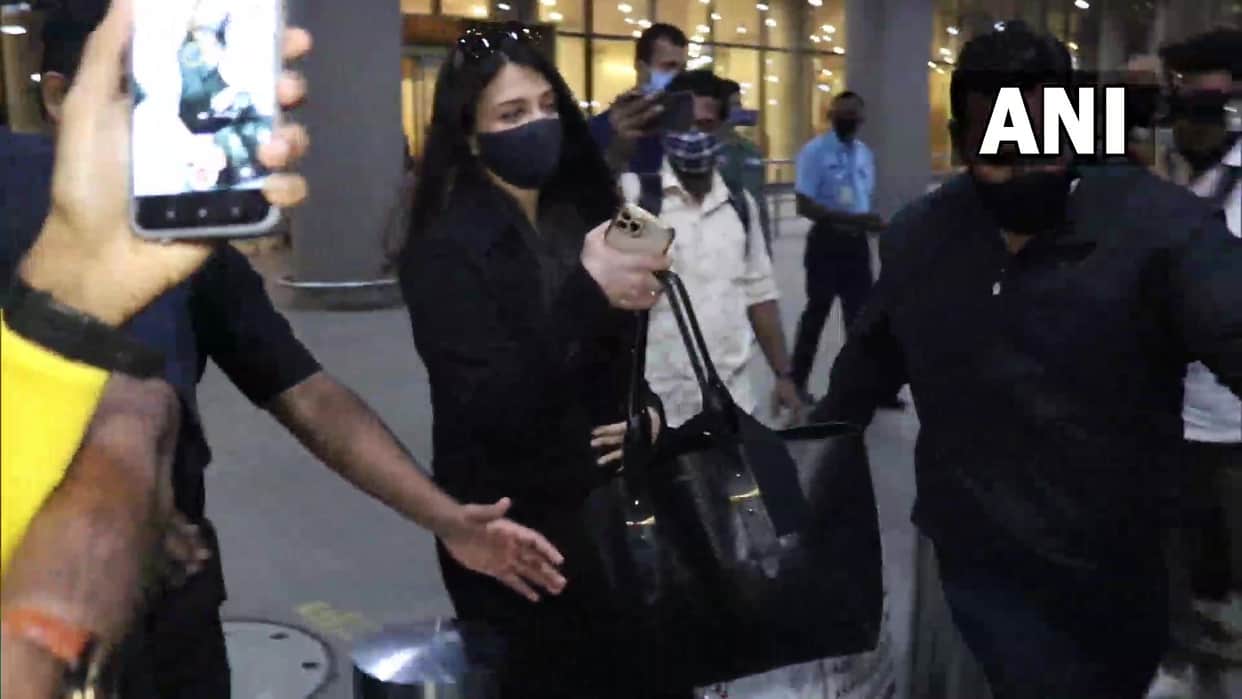 Aishwarya Rai Bachchan returning to Mumbai after appearing before ED in Delhi Panama Papers case