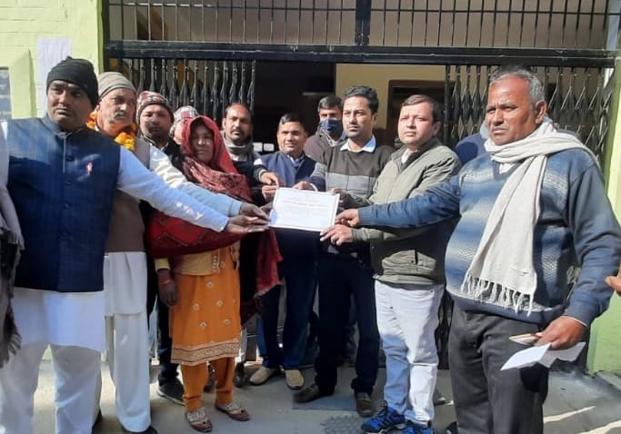 Zeeshan in Firaheri and Kamlesh won the election of President in Daidnor