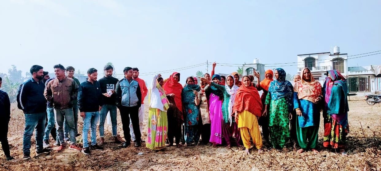 Aposed for Land Transfar in Mahuadabara