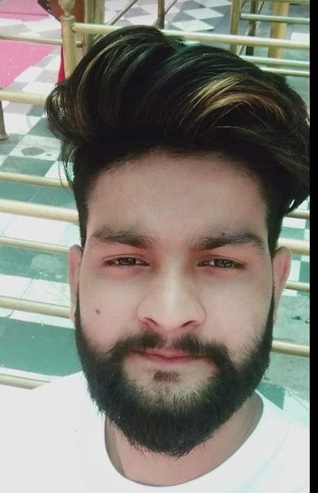 Hathras: Youth returning home from coaching dies after being hit by goods train