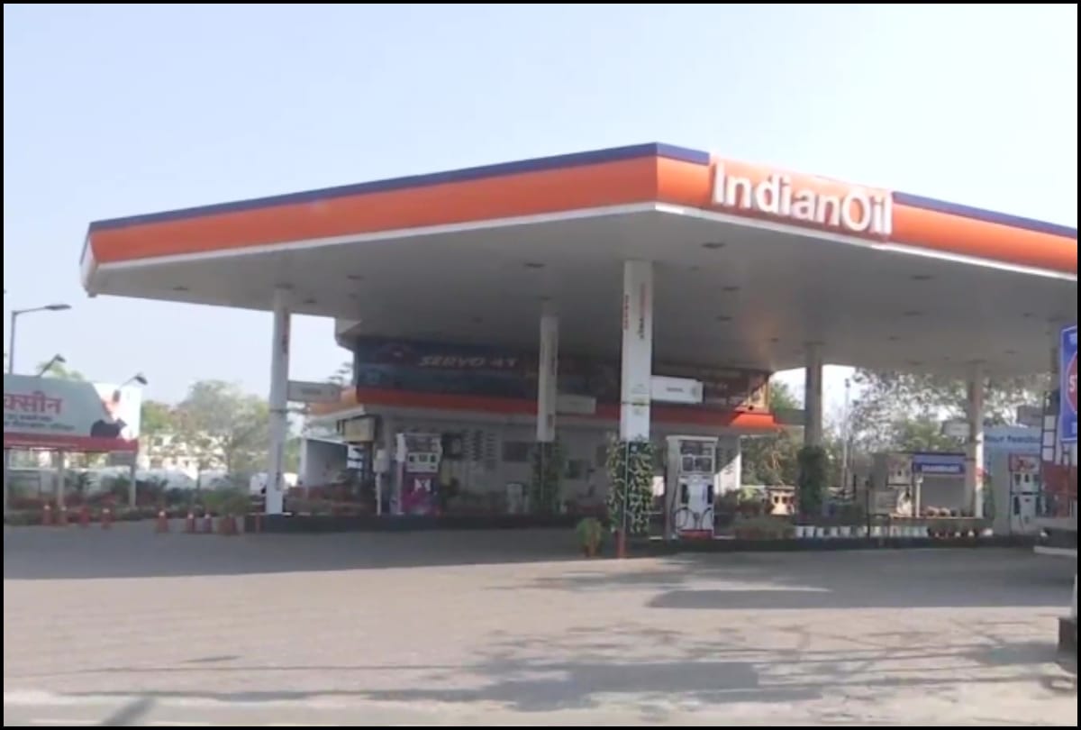 jharkhand petrol diesel strike today 21 december 2021 against fuel price hike dealers association strike demanding vat reduce