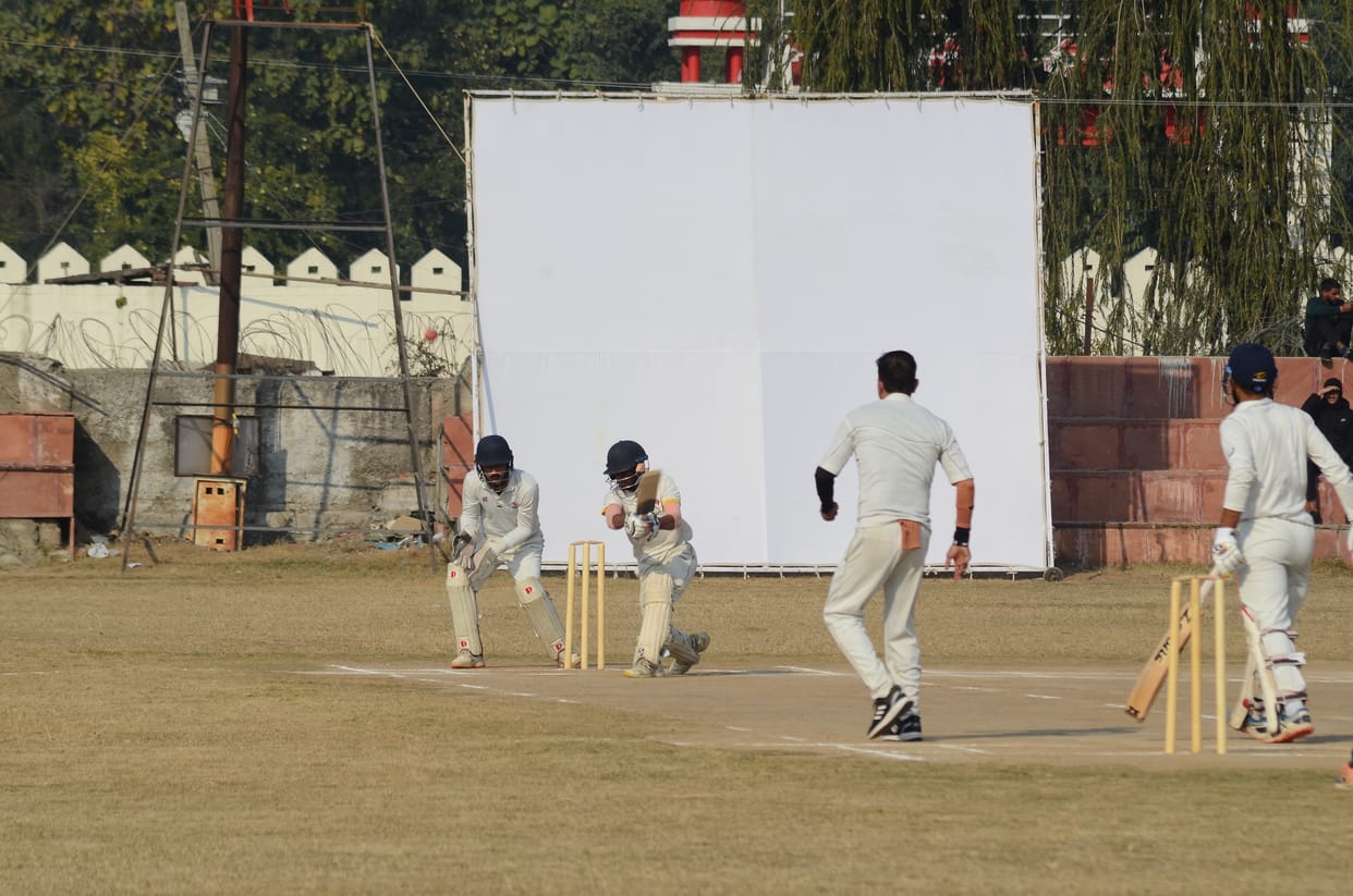 Delhi and Lucknow teams entered the quarter finals