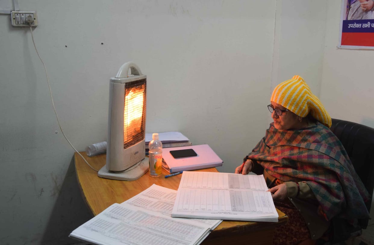 Shivering winter, day temperature 20.9 and night 2.6 degrees