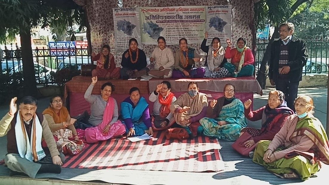 Women warned of mass self-immolation