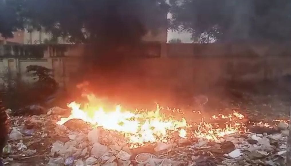 Mathura: Garbage being run in the open, Municipal Corporation careless