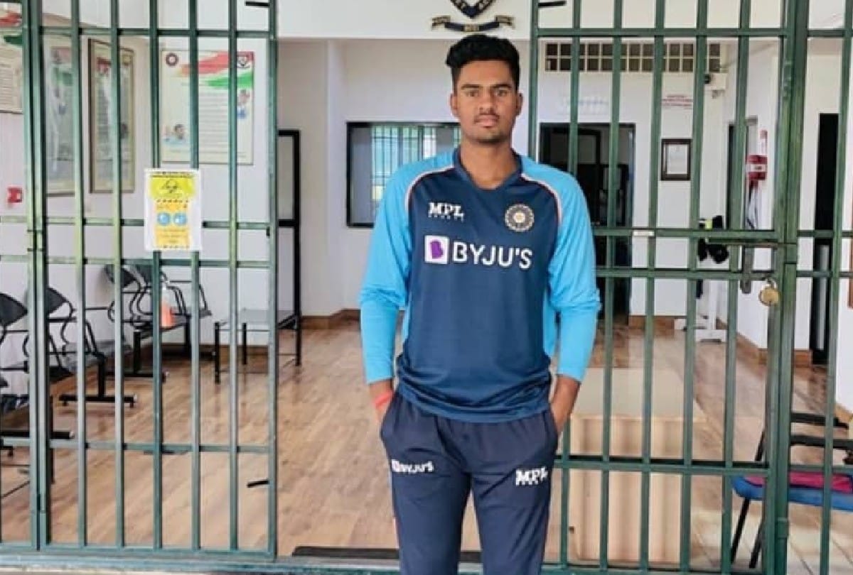 Under 19 World Cup 2022 Siddharth yadav father was a net bowler to Manoj prabhakar