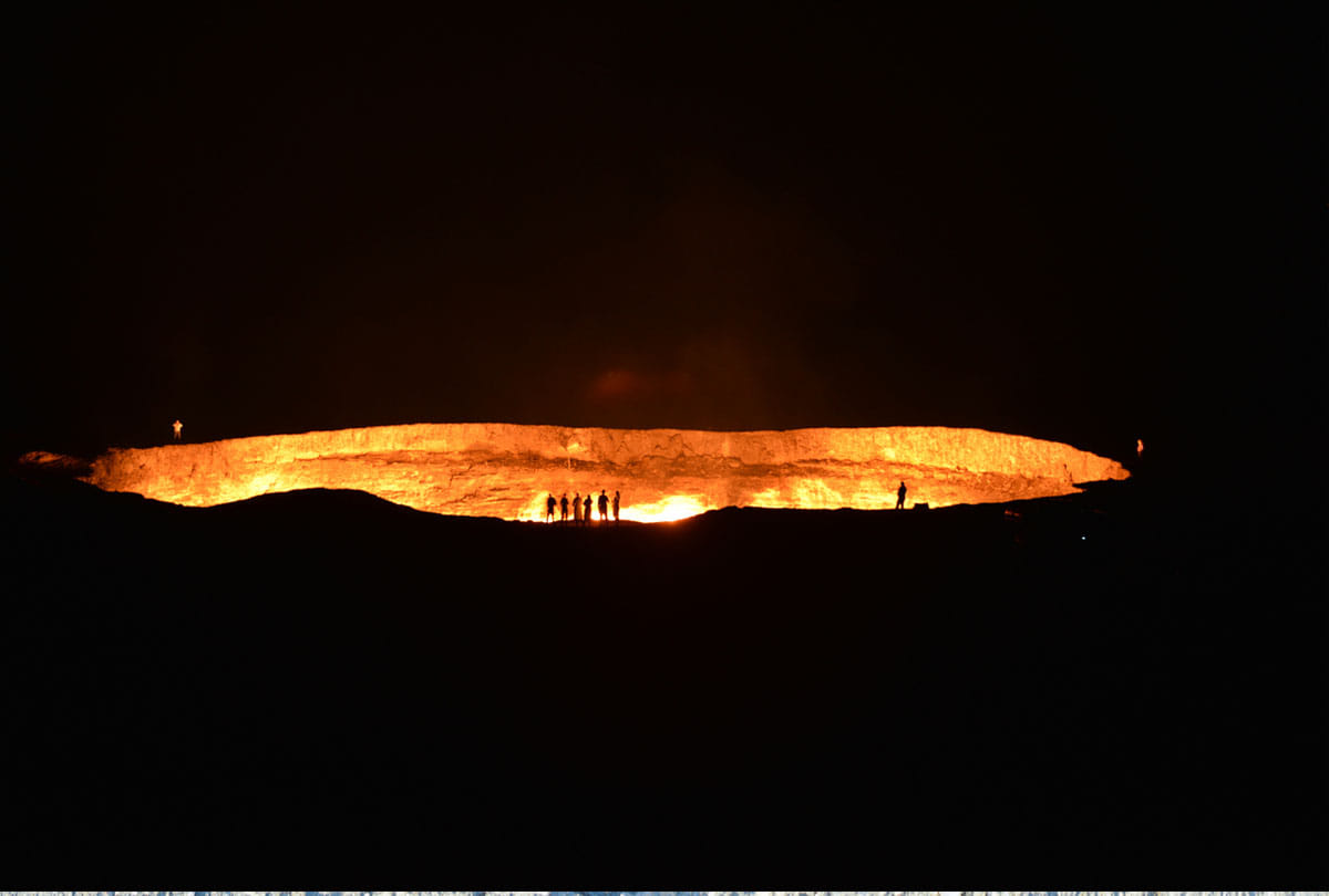 the gates of hell in Karakum desert turkmenistan strange story of mysterious
