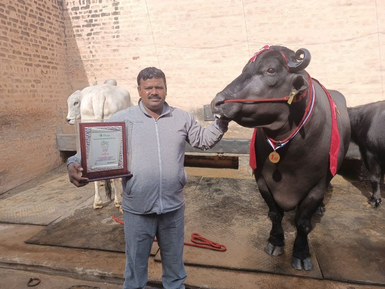 Rustom won Krishak Ratna Award