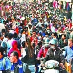 राजा की मंडी में भीड़