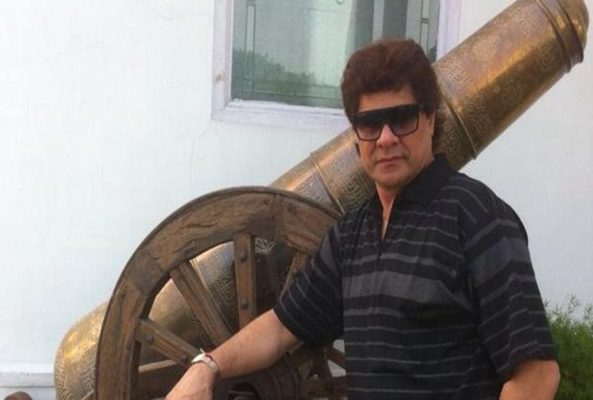 Firoz Khan made controversial comment on jaya bachchan said her natgulli wife