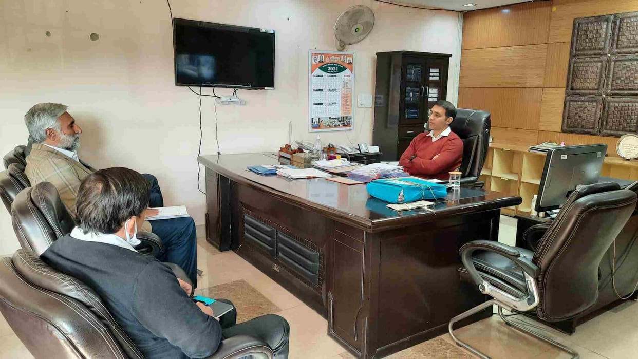 Deputy Commissioner orders education officers to conduct surprise inspections of schools