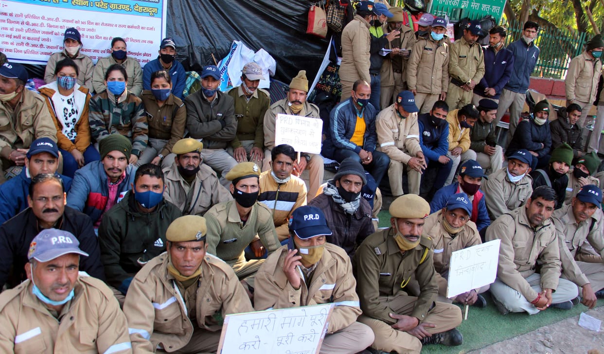 PRD jawans did not agree on assurance, picket continues