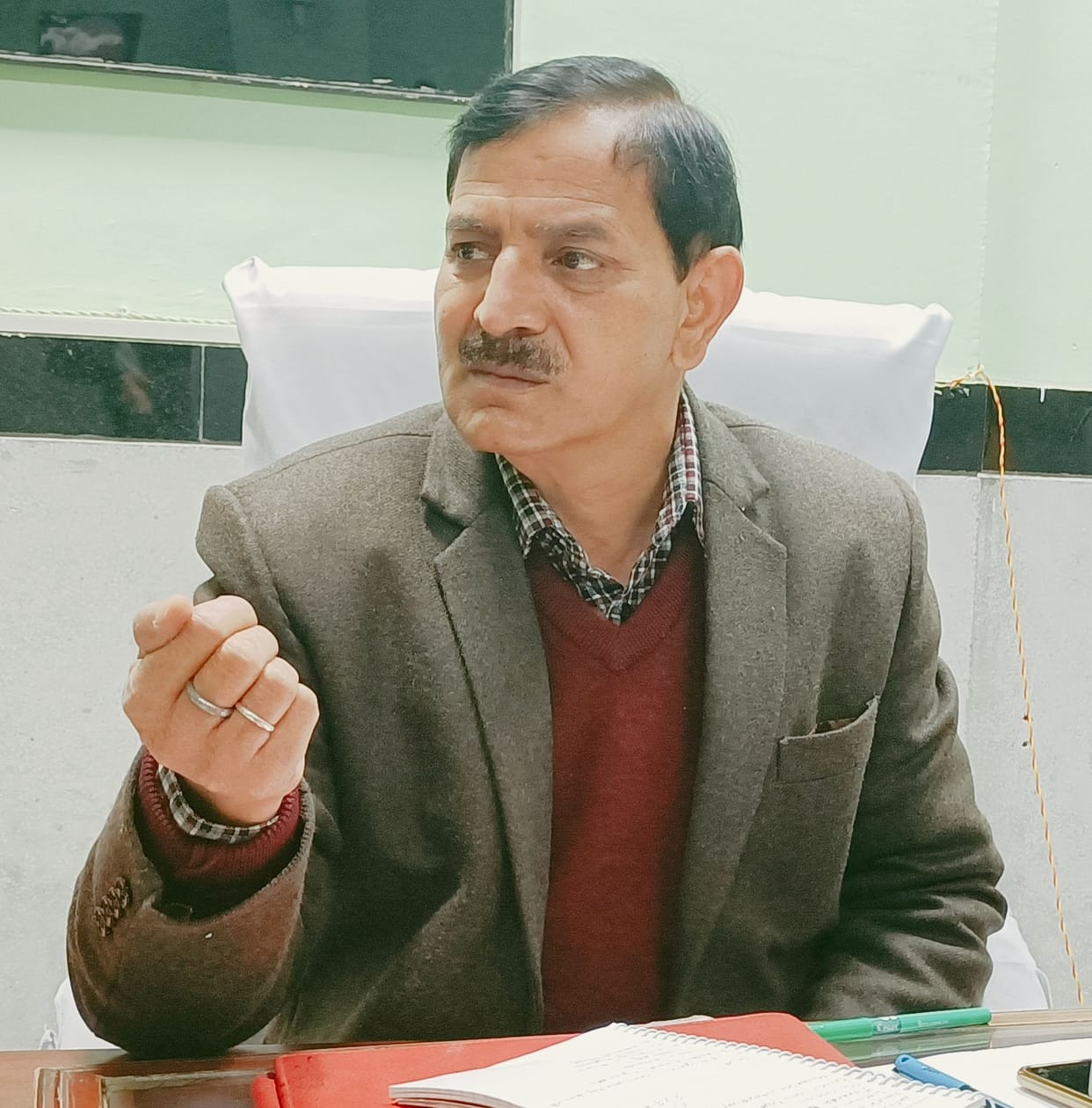 dr parkash take over charge of ms in kheneri hospital