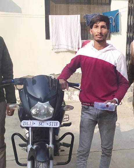 The miscreant who came out to kill was arrested in the encounter, two accomplices absconded