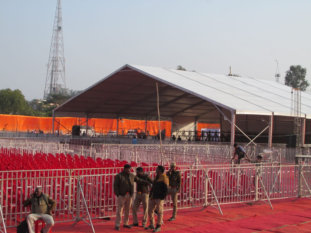 Chief Minister Yogi Adityanath will give a gift of Rs 513 crore to the district today