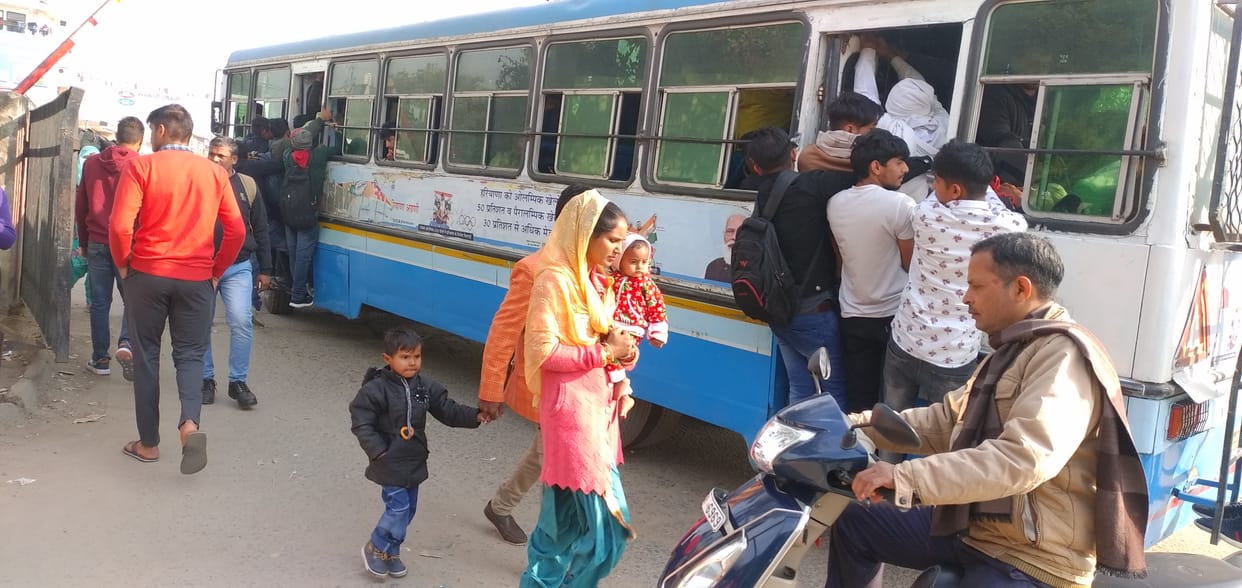 It is necessary to go to school and college, it is a compulsion to travel by hanging on buses