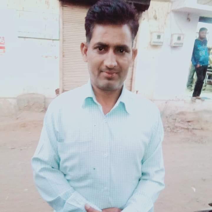 Aligarh: Father-son killed in accident, daughter seriously injured
