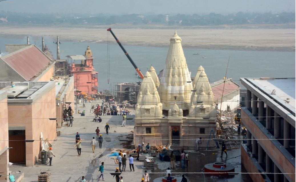 Kashi Vishwanath Dham second phase work started devotees to see lord shiva from Ganges gate after two months
