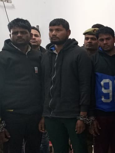 Three miscreants arrested after encounter