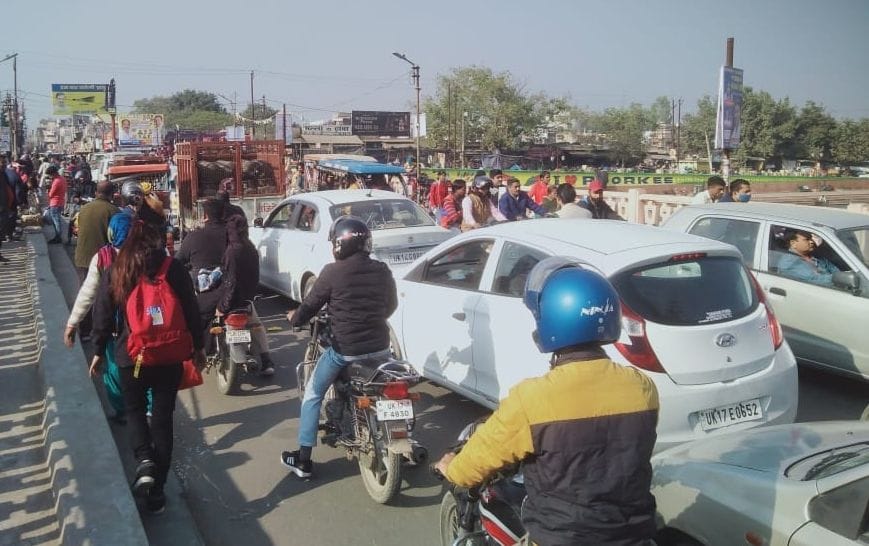 Jam on the Municipal Corporation bridge, people upset for hours