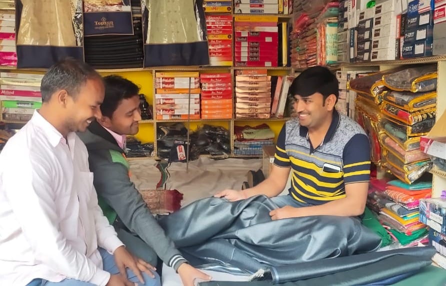 Traders said - 12 percent GST on garment products will break the waist