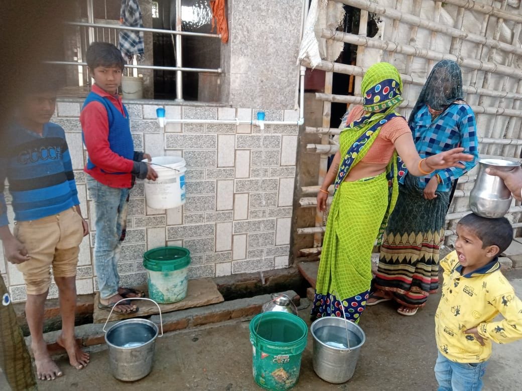 Mathura: Colonel solved 40 years old drinking water problem of his village