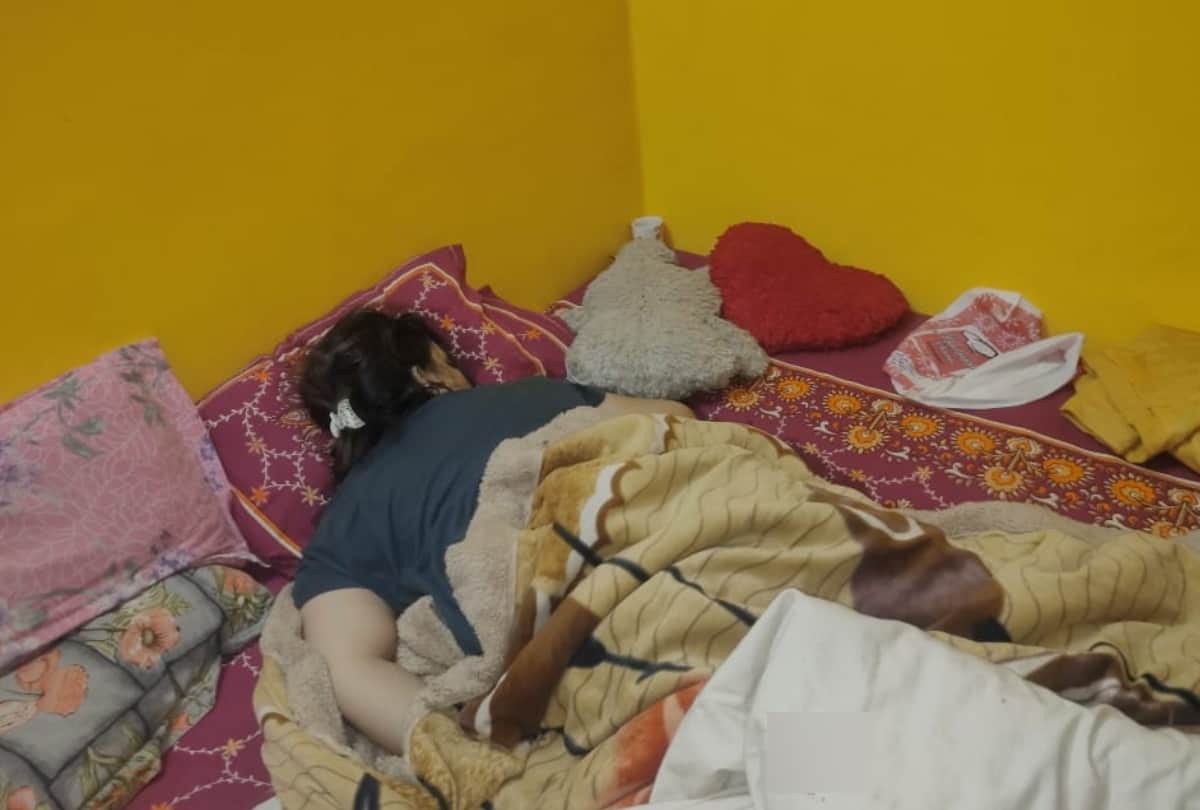 Trader committed suicide after killed his wife in lucknow see photos