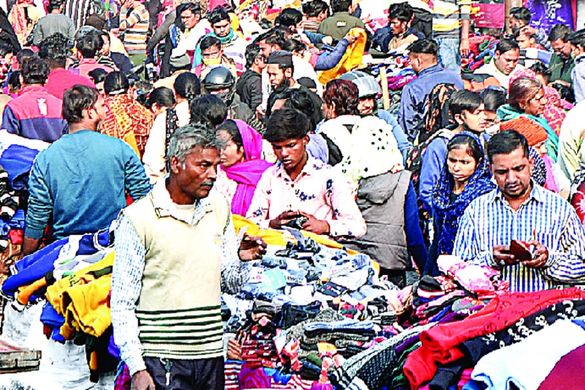 UP News: fear of omicron in Meerut and three people have found of corona positive at today