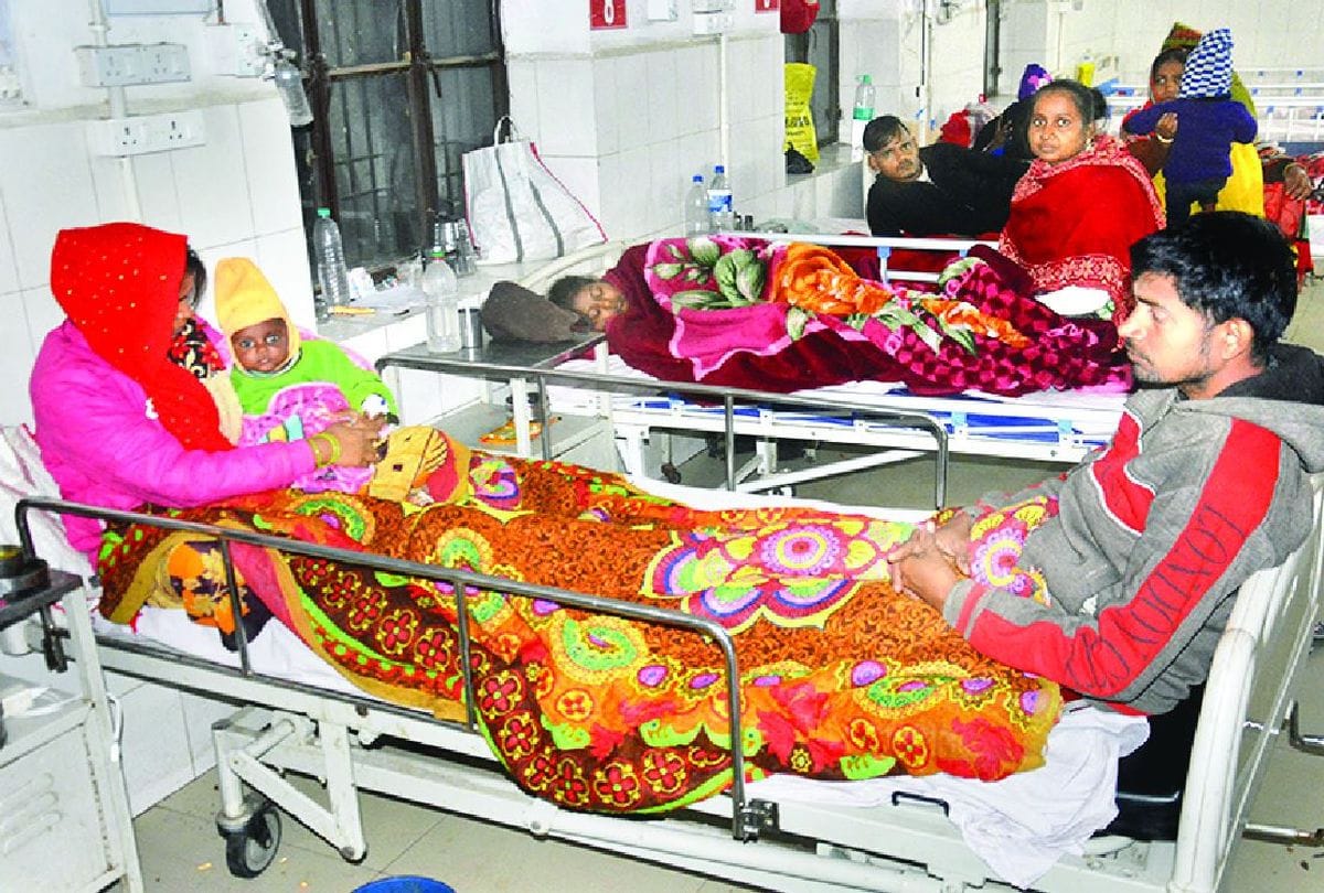 Cold Winter Night Patients Needs Blanket In Medical College