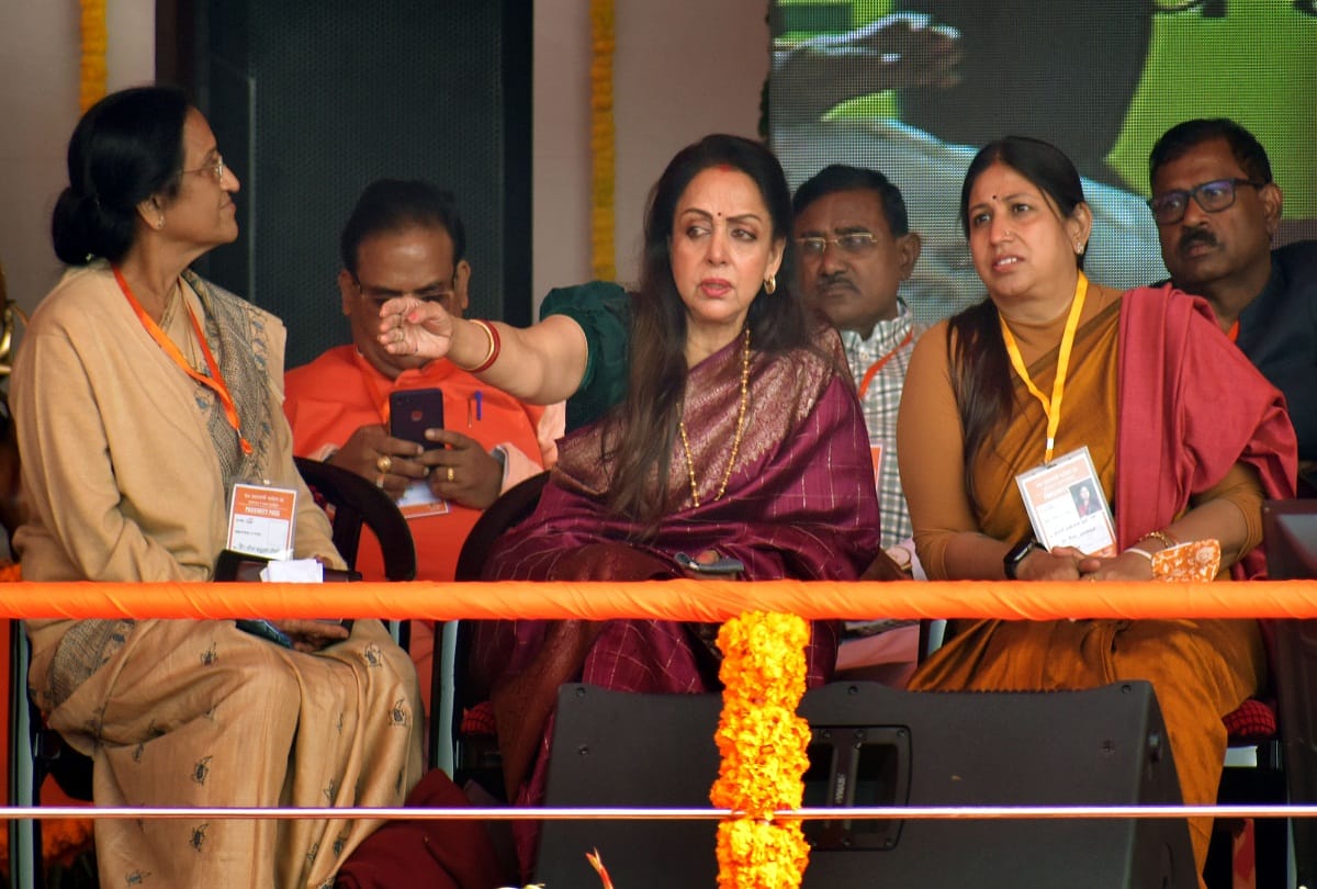 Mathura is the birthplace of Shri Krishna, there should be a corridor -Hema Malini said