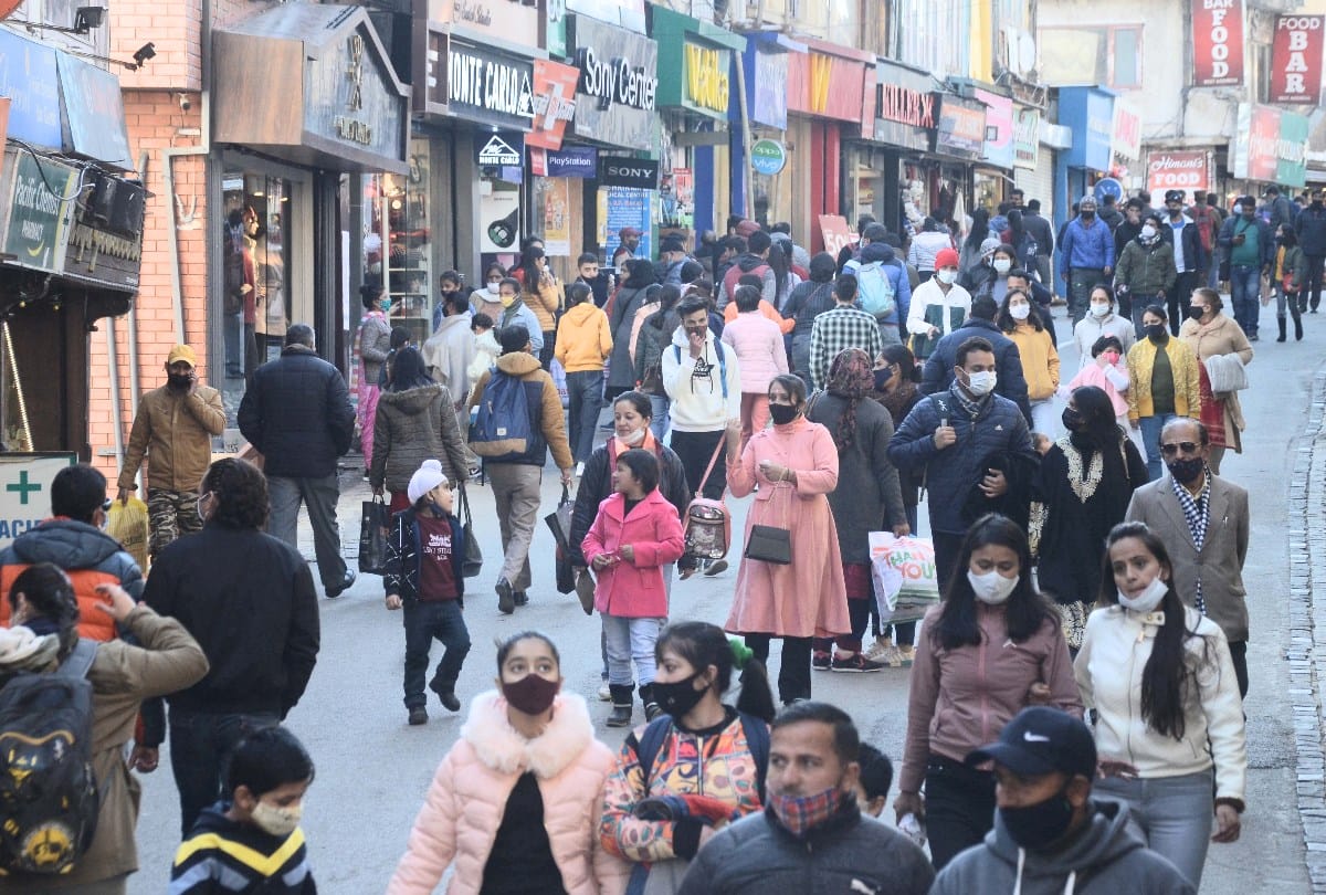 Omicron corona variant center alert to states rush of tourists in Shimla Manali Himachal Pradesh
