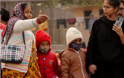 बर्फीली हवाओं ने गिराया पारा, पड़ेगा पाला 
