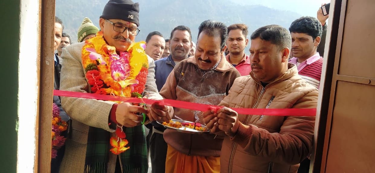 Rural library started in Gram Panchayat Phalai