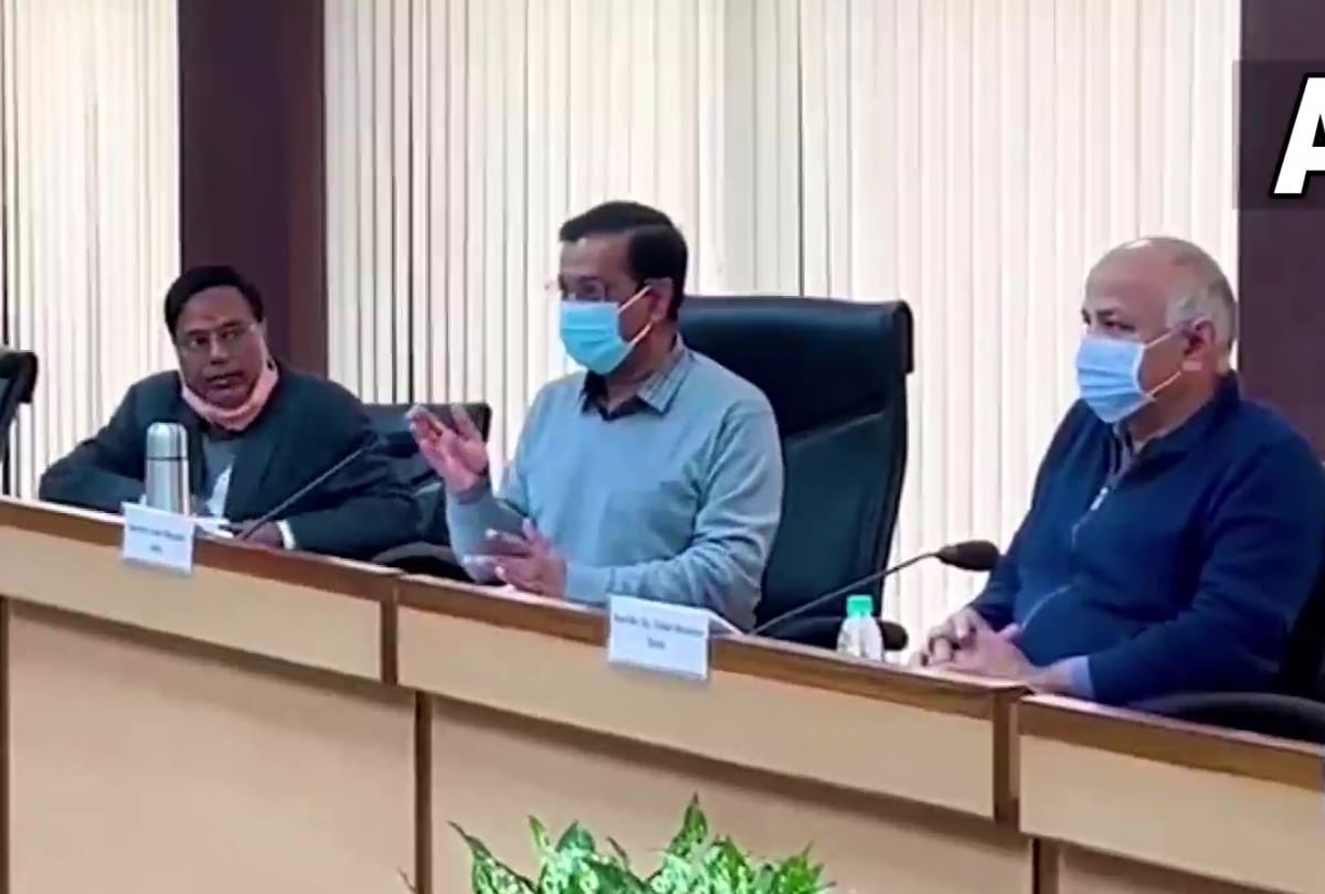 Omicron cases in Delhi 23 December updates seven new case tally reaches to 64 Delhi cm holds high level meeting