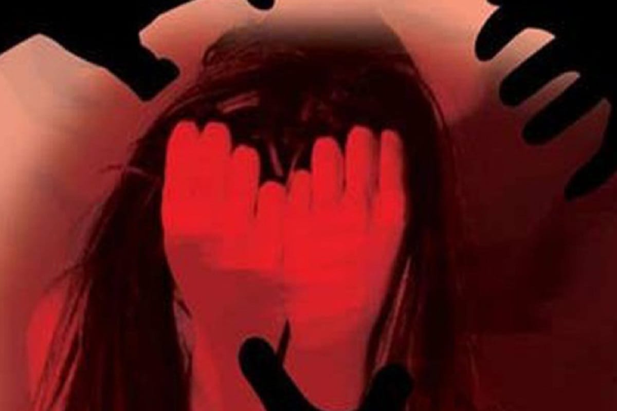 Bijnor News: sexual assault on a student of BAMS and make a video