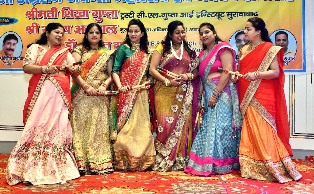Children captivated with attractive presentation in Christmas festival