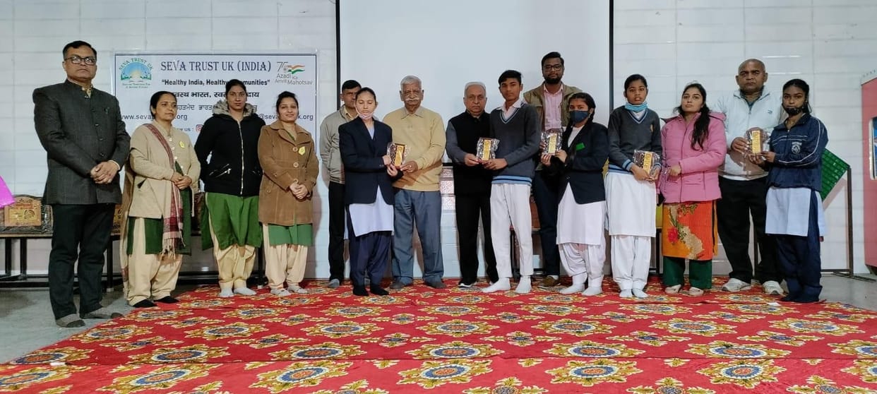 226 students participated in the third maths fair, made 113 models