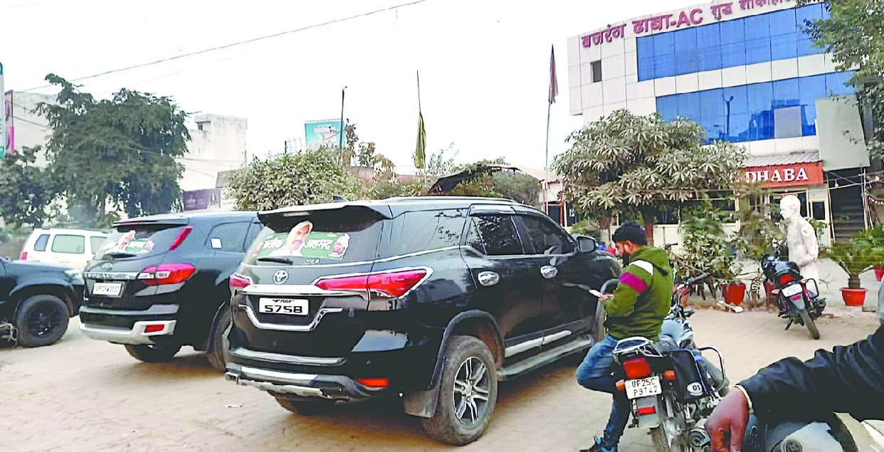 Ateeq's people arrived in five black cars... they left after drinking