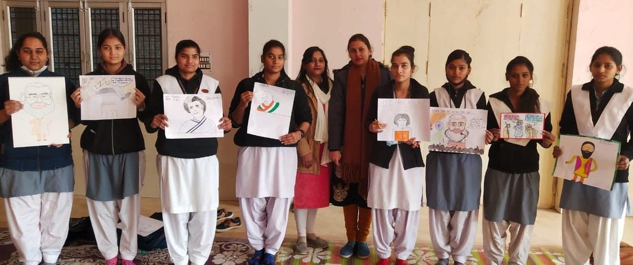 Hathras: Bhavya in the poster, Dolly won the cartooning