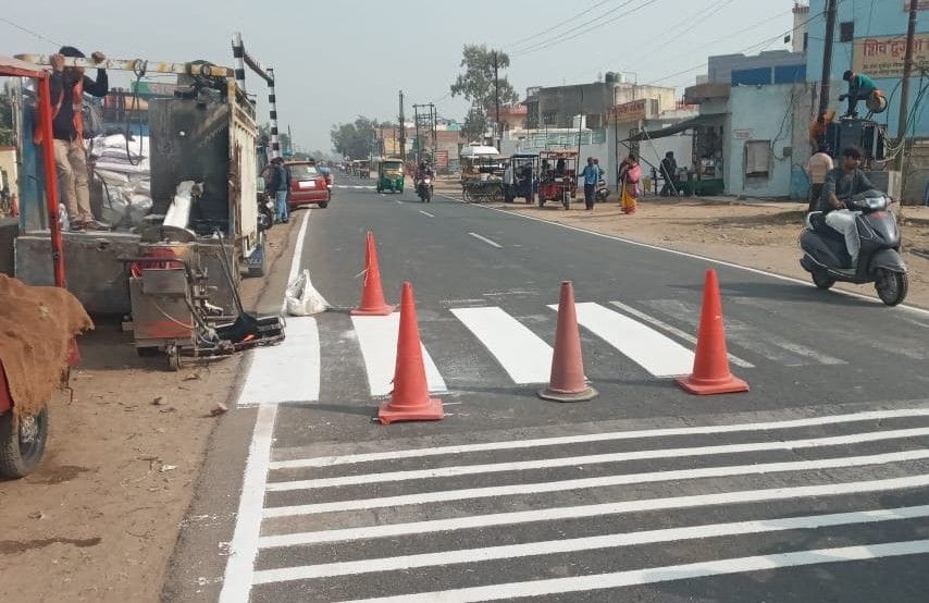 Hathras: By 31, the roads of the district will be pothole free