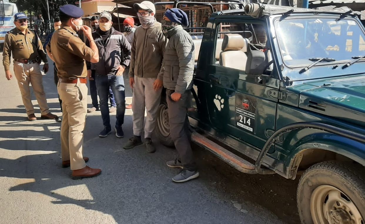 Tourist Volunteer Introduced By Almora Police