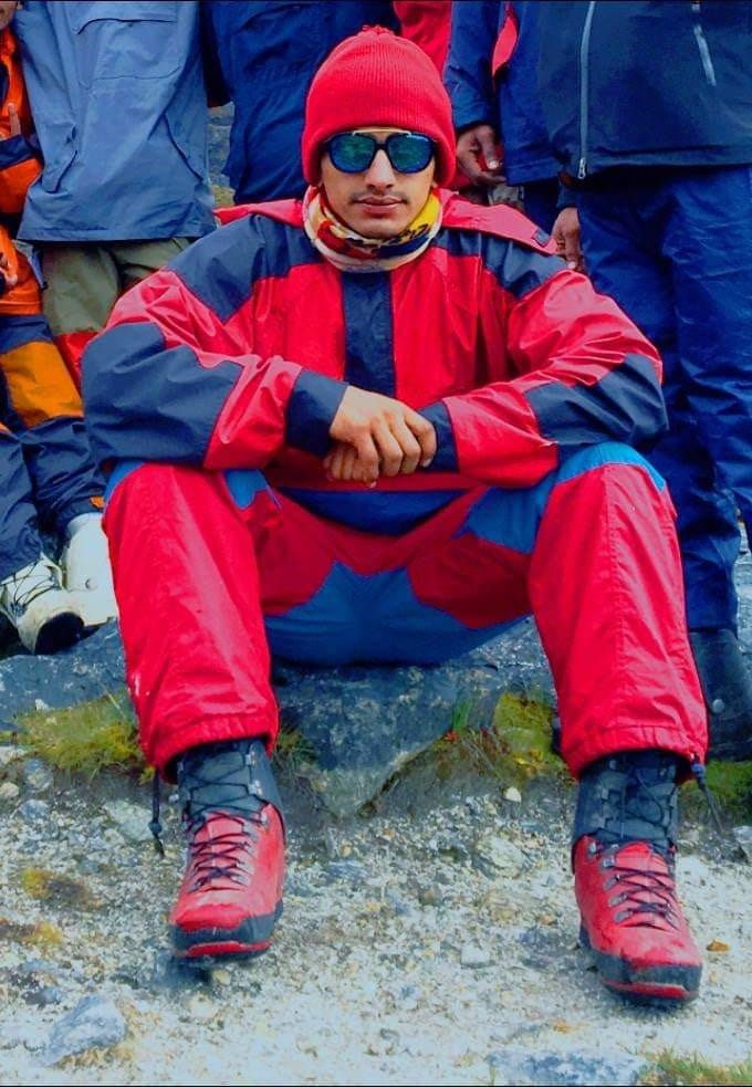 Rohtash Khileri will set a world record for 24 hours stay on Mount Everest
